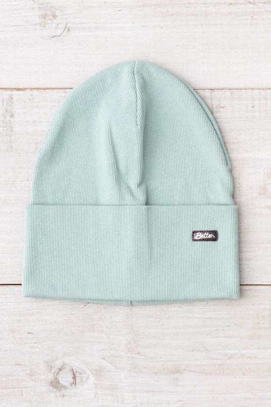 Шапка жіноча